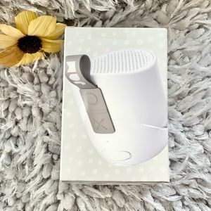 NWT Jam Chill Out, Compact Bluetooth speaker 100ft range,Waterproof, 8 hour play